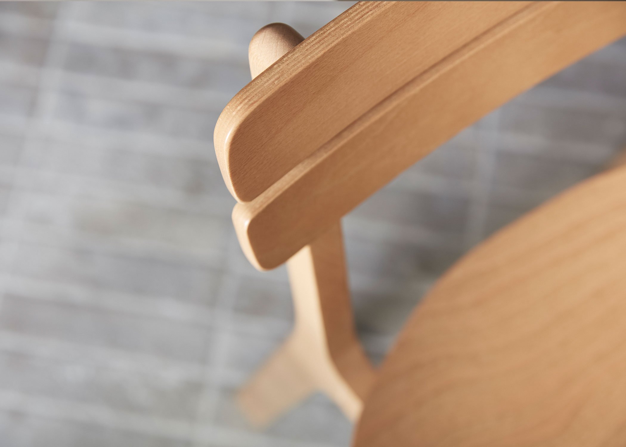 Close-up-of-Brooke-Chair